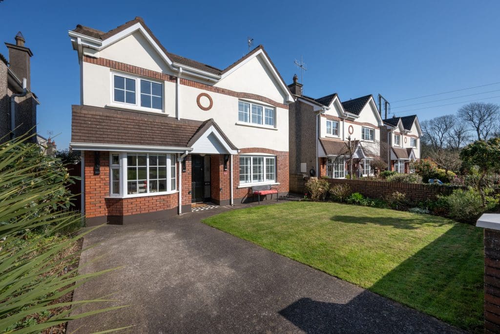 4 bedroom detached house in Park Gate Frankfield Cork
