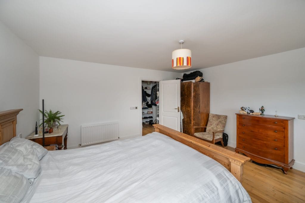 Ensuite bedroom in Wheatfields Carrigaline property