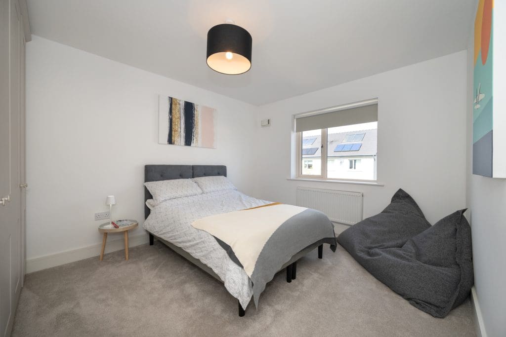 Double bedroom in Janeville Carrigaline 3 bedroom home