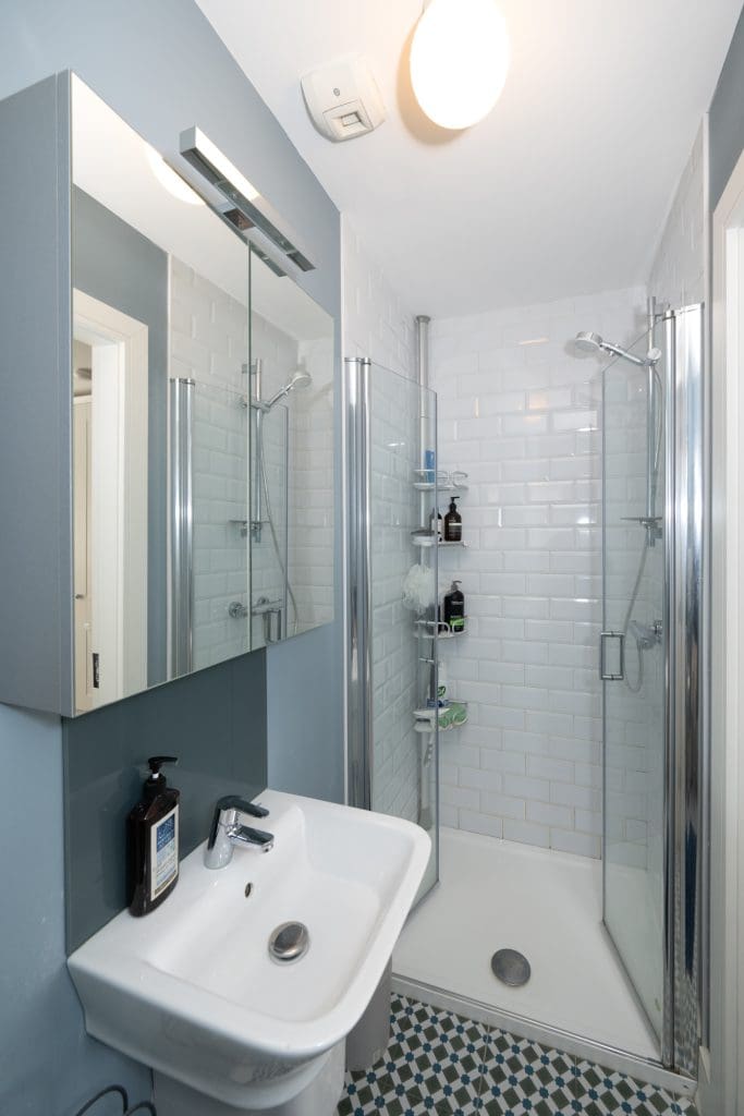 Ensuite bathroom at 19 The Lawn Janeville Carrigaline